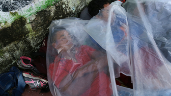 Weary migrants still far from reaching US border