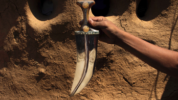 Yemeni smiths beat missiles into knives, not ploughshares