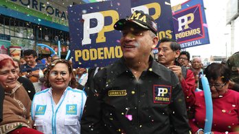 Ex-army general accused of murder leads mayoral race in Peru