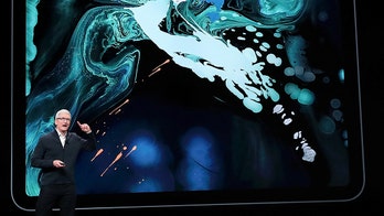 Apple doesn’t see a problem with bent iPads