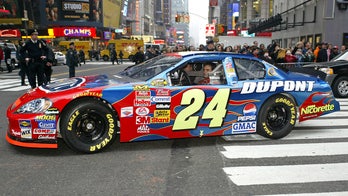 NASCAR in New York City? Jeff Gordon says 'I would give anything'