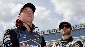 NASCAR's Jimmie Johnson, Chad Knaus split after 17 years
