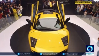 Iranian company clones $450,000 Lamborghini supercar, plans to produce it
