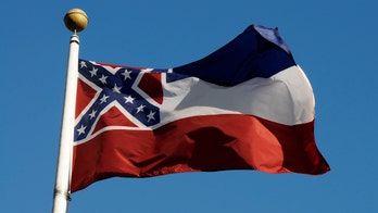 Man wearing KKK costume to Mississippi bar costume party thrown out, banned