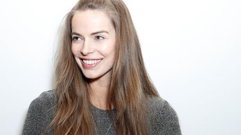 Sports Illustrated model Robyn Lawley calls for Victoria's Secret boycott: 'I want actual cellulite on a catwalk'