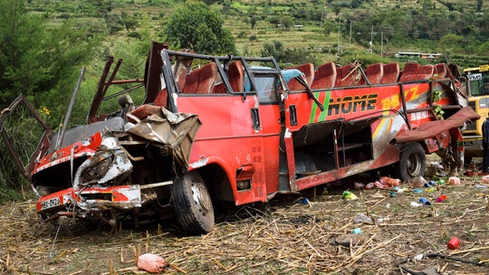 50 people dead in bus crash in western Kenya