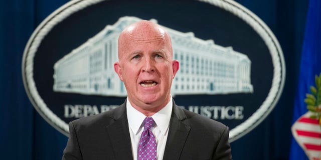 O'Neill on Sunday apologized to a woman who came forward with a rape allegation in 1994 but was discredited by police, saying the department let her down "in almost every possible way."