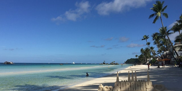 Popular tourist island in Philippines reopening to travelers after ...