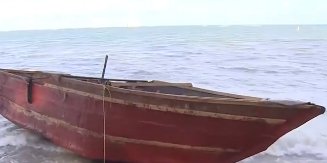 27 Cuban Migrants Jump From Boat In Florida, 15 Detained After Swimming 