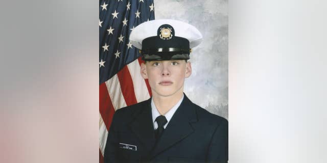 Petty Officer 2nd Class Daniel Dill