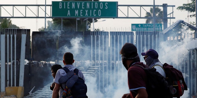 Migrants Break Through Guatemala Border Gate That Leads To Mexico | Fox ...