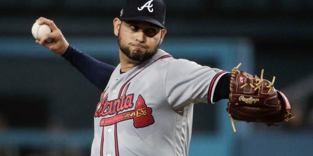 Atlanta Braves starting pitcher Anibal Sanchez throws to a Los Angeles Dodgers batter during Game 2 of the National League Division Series, in Los Angeles, Oct. 5, 2018.