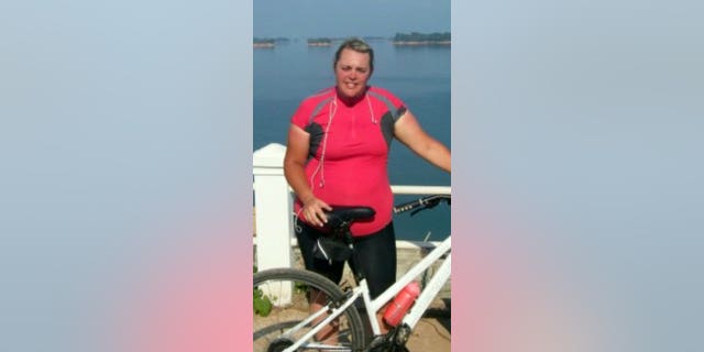 She admits she felt so insecure about her body she struggled to walk through the gym doors — but started going five times a week.