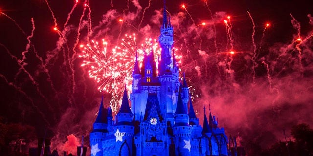 Buying bottled water throughout the day in the park can add up though, but with this little-known Disney World hack, you’ll be able to cool down and quench your thirst for free.
