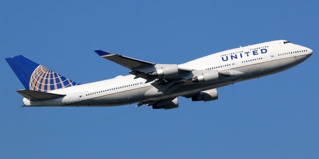 The weather outside is frightful, and working conditions are apparently less than delightful for United Airlines employees.