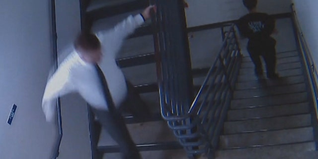 Lewis County Judge R.W. Buzzard ditched his robe and took after the two inmates who fled from his courtroom.