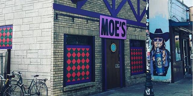 Nickel City in East Austin, Texas, turned into the famous Moe's Tavern from "The Simpsons" for Halloween.