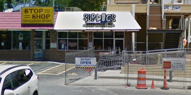 Sup Dogs is a popular place for locals and students. 