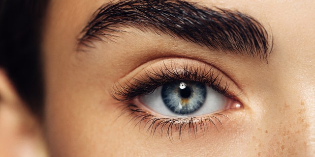 A "small percentage of patients experiencing post-operative side effects cannot be overlooked," said one eye expert in New York City.
