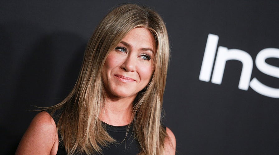 Jennifer Aniston is single, 'living her life exactly as she wants to