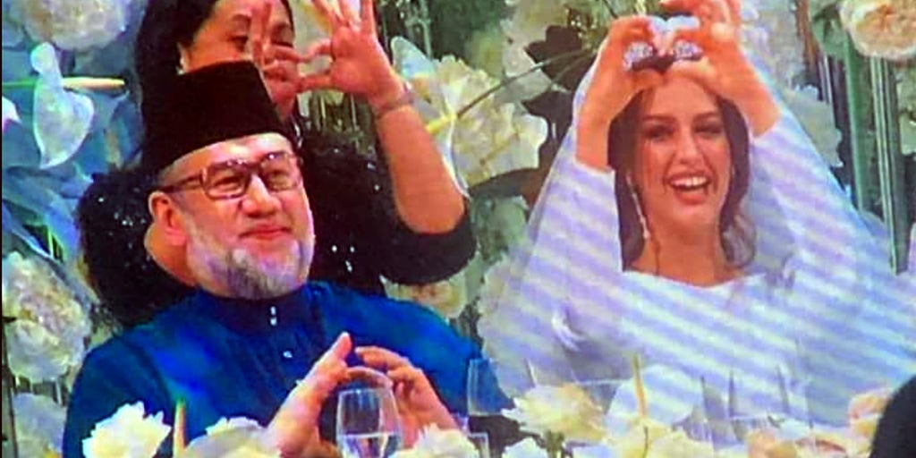 Miss Moscow 2015 Converts To Islam Marries King Of Malaysia Fox News