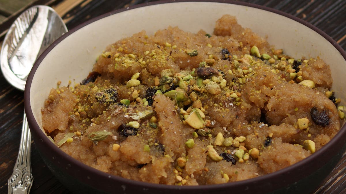 02-Picture-Semolina-Halwa.jpg