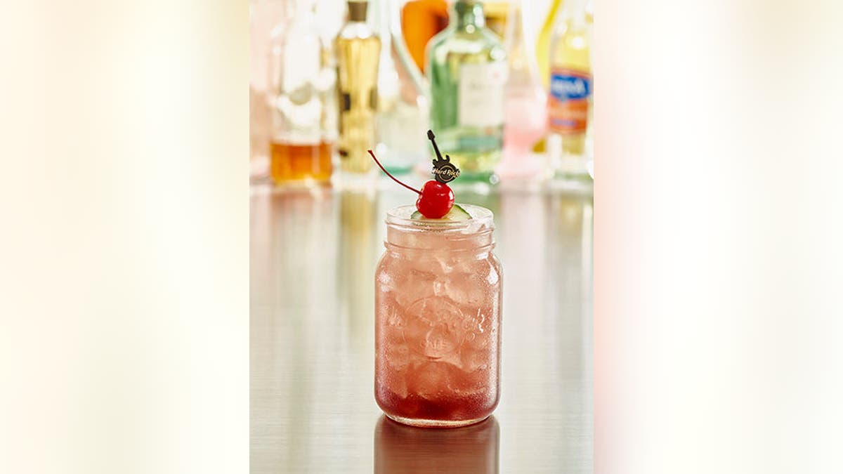 2016 WBT Cocktail NA Mason.jpg