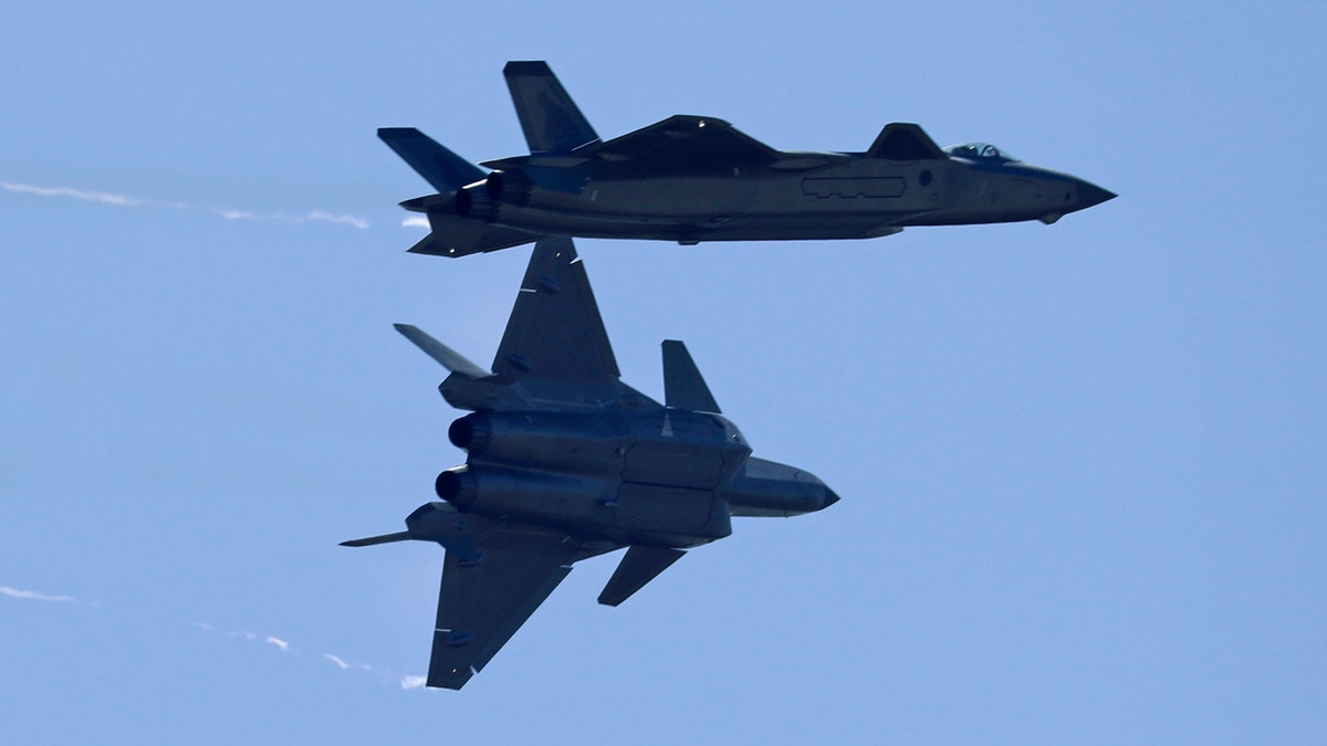 China's Stealth Fighter Jets Feature Missiles During Airshow Show Of ...