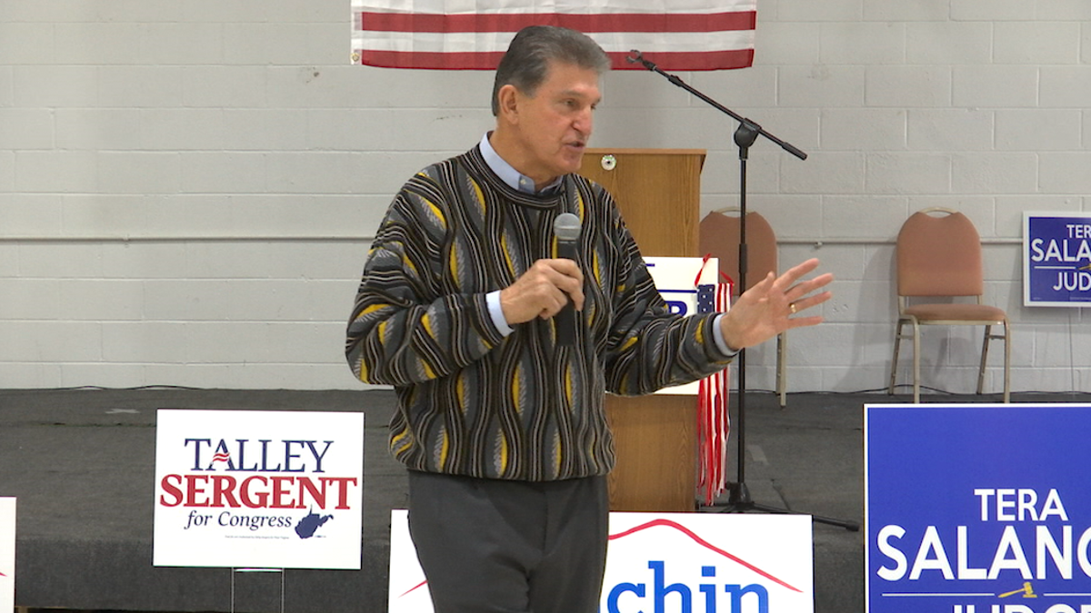 Sen. Joe Manchin speaking at "Early Voter" campaign event over the weekend.