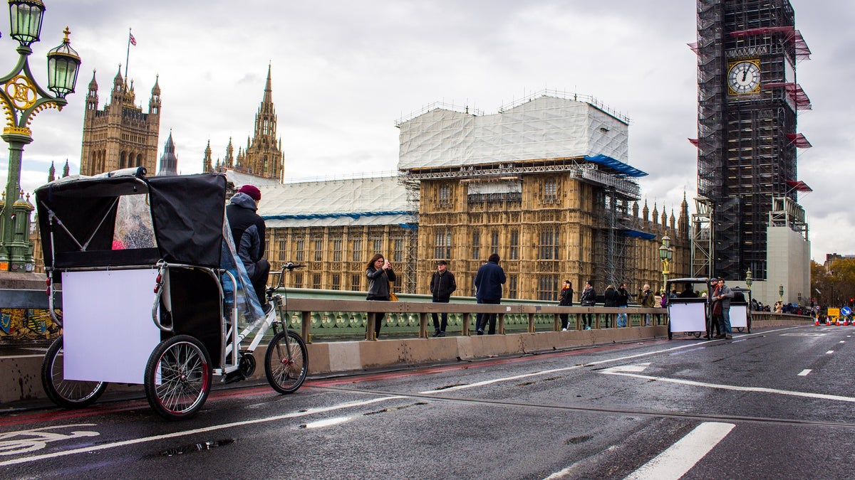 Taco Bell infused its own chimes with that of Big Ben, which has been silent since 2017, and played it on speakers hidden in rickshaws driven around the city.