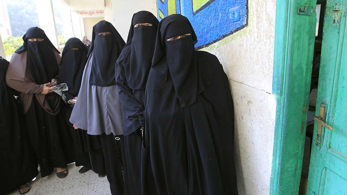 burka-egypt-Getty.jpg