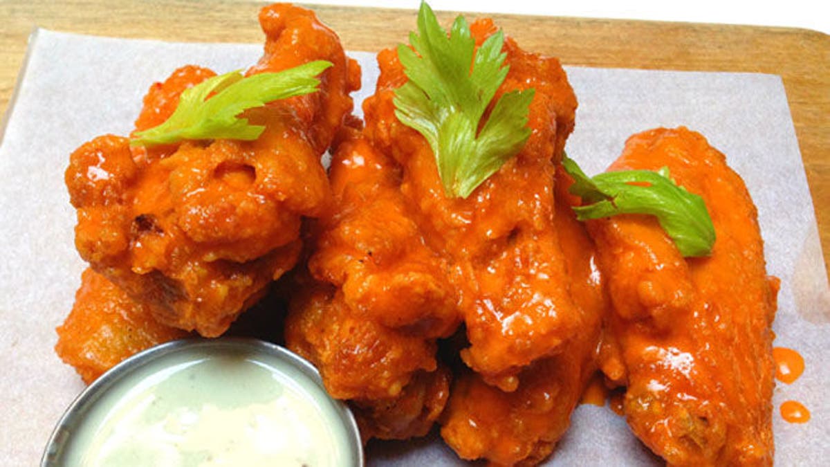 Delicatessen_Buffalo Wings_Day Le.jpg