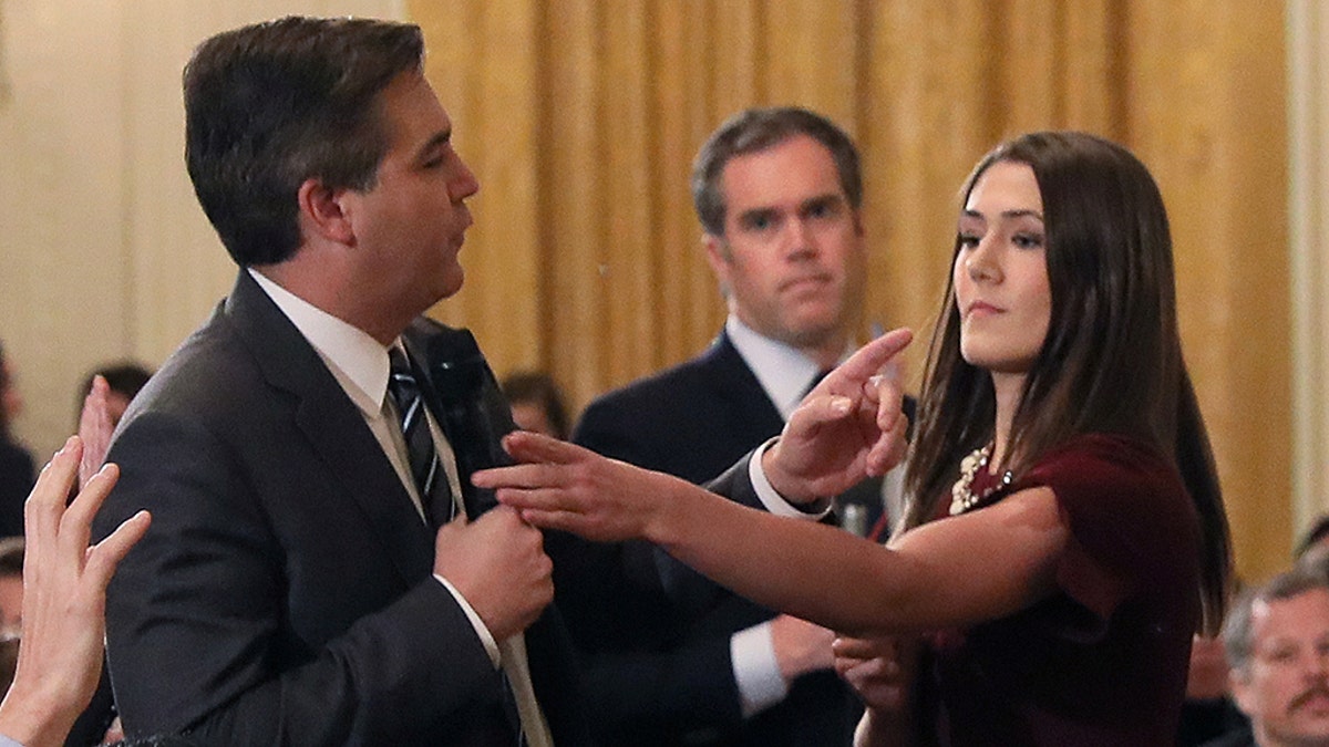 CNN's Jim Acosta questions U.S. President Donald Trump during his news conference following Tuesday's midterm U.S. congressional elections at the White House in Washington, U.S., November 7, 2018. REUTERS/Jonathan Ernst - RC189F0AFAA0