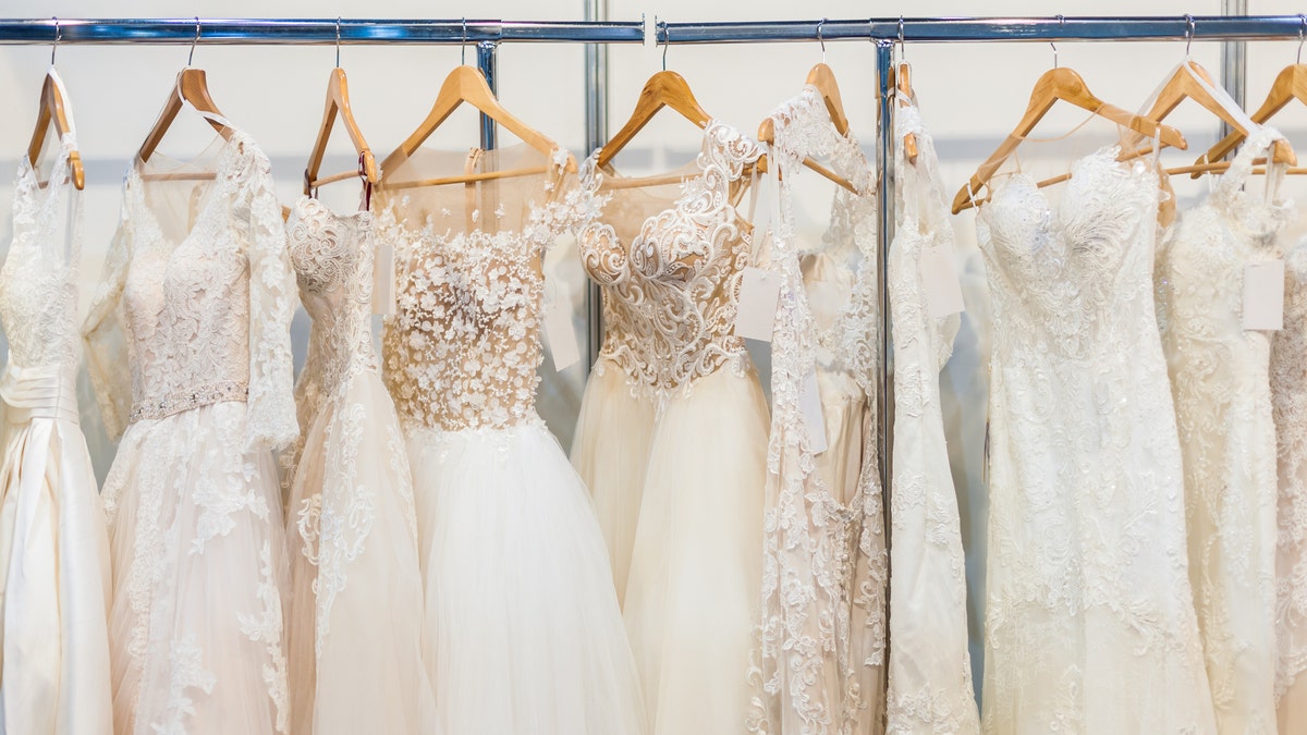 Off the clearance hanger wedding dresses