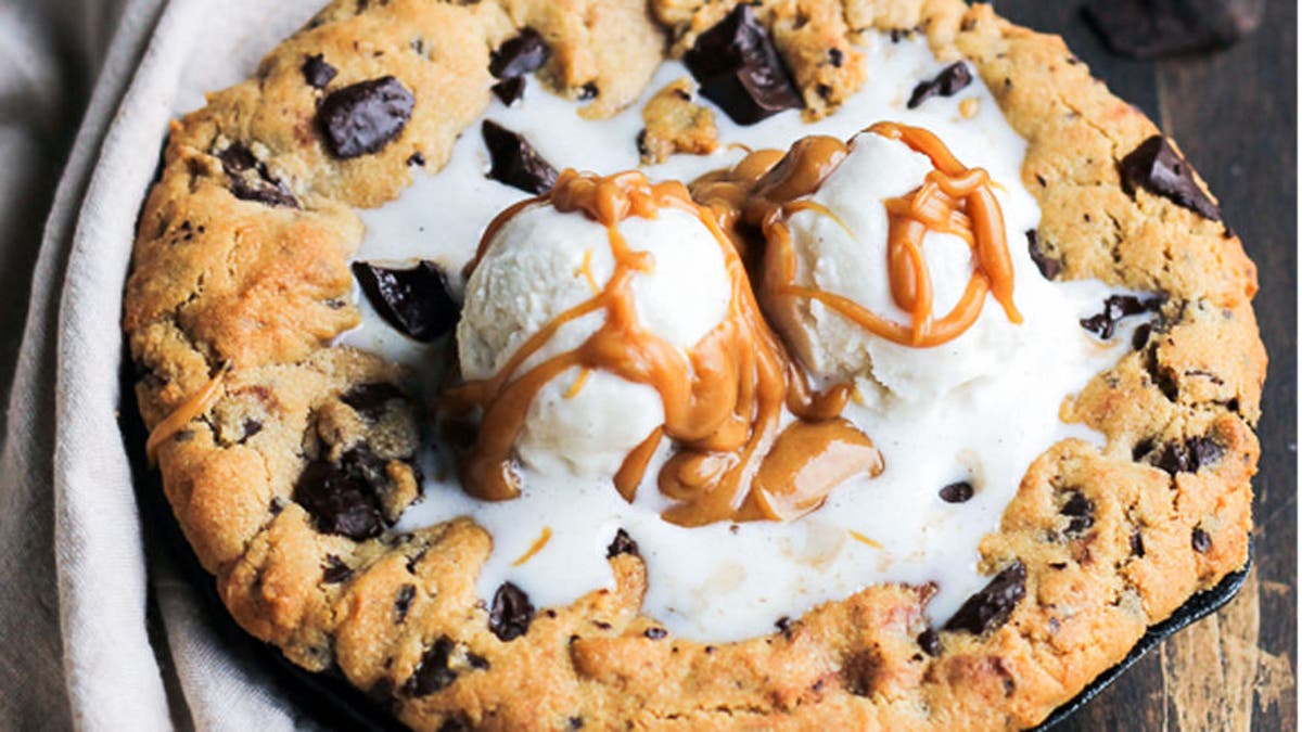 peanut skillet cookie chocolate chip bakerita.jpg