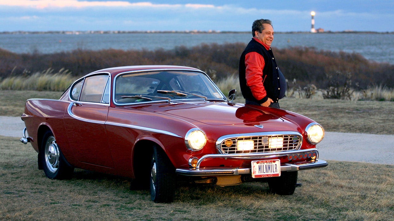Irv Gordon, who drove his 1966 Volvo over 3 million miles, dead at