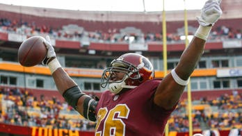 Redskins' Adrian Peterson 'without a doubt' will kneel during the national anthem this season