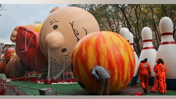 Thanksgiving parade balloons face possible grounding over wind forecast