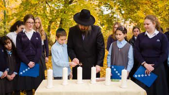 Jewish students remember "Night of Broken Glass" in Berlin