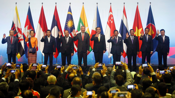 The Latest: Southeast Asian meet starts with call for unity