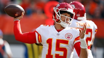 Kansas City Chiefs star Patrick Mahomes, teammates visit police academy as part of National Police Week