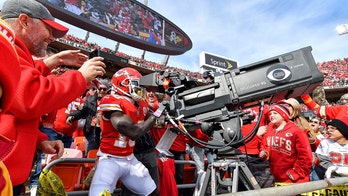 Kansas City Chiefs highlight gameday experience when attending home games amid coronavirus pandemic