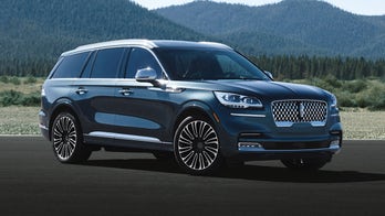 L.A. Auto Show: The 2020 Lincoln Aviator can fly...down the road