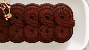 Aztec Crème Fraîche Pound Cake