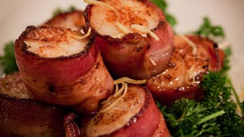 Glazed Pepper-Bacon Poppers