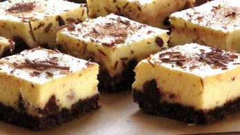 Brownie Brittle Praline Cheescake