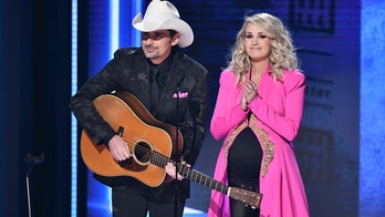 CMA Awards: Carrie Underwood, Brad Paisley praised for leaving politics out, Keith Urban wins top award