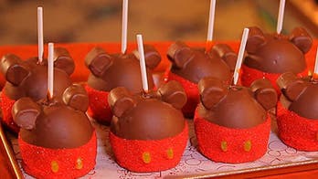 Mickey Caramel Apple