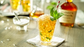 Maker's Mark Classic Mint Julep