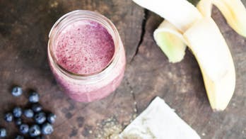 Green Tea, Blueberry, and Banana Smoothie